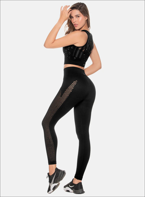 SET DEPORTIVO CON ORIFICIOS ORNELLA